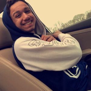 Meet your Posher, Angelo